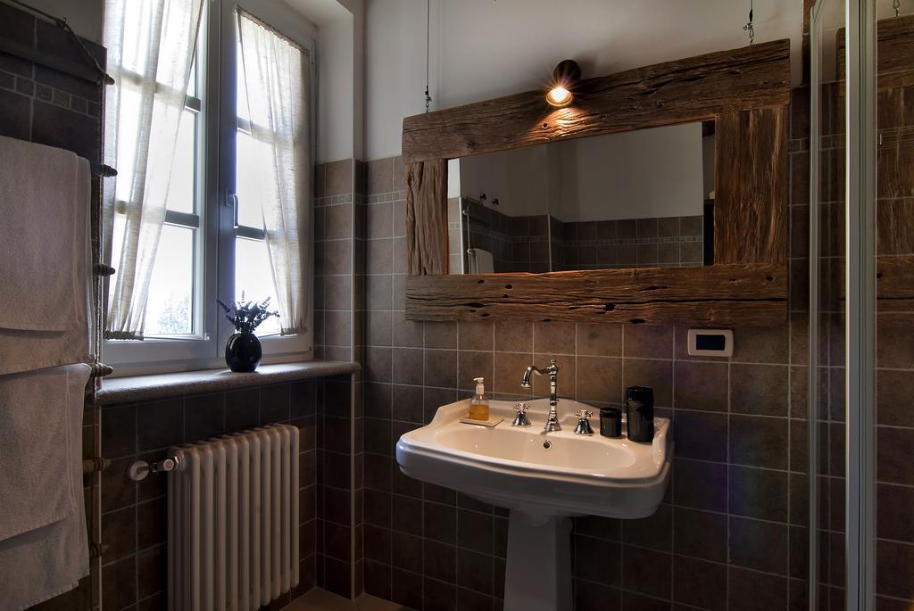Bed and Breakfast Casale Osvalda à Alfiano Natta Chambre photo